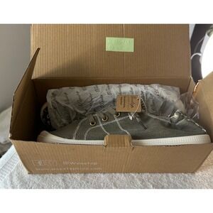 Weestep Olive‎ Slip On Casual Comfort Loafers Women's Size 9